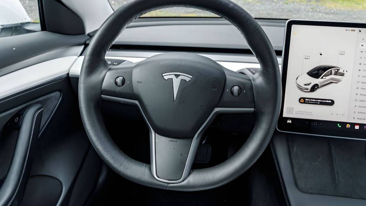 2021 Tesla Model 3 5YJ3E1EA7MF018637