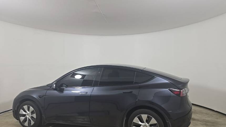 2024 Tesla Model Y 7SAYGDEE9RA274886