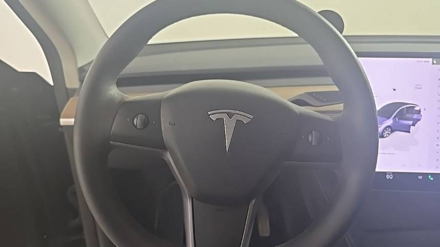 2024 Tesla Model Y 7SAYGDEE9RA274886