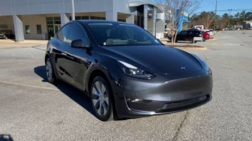 2024 Tesla Model Y 7SAYGDEE9RA255027