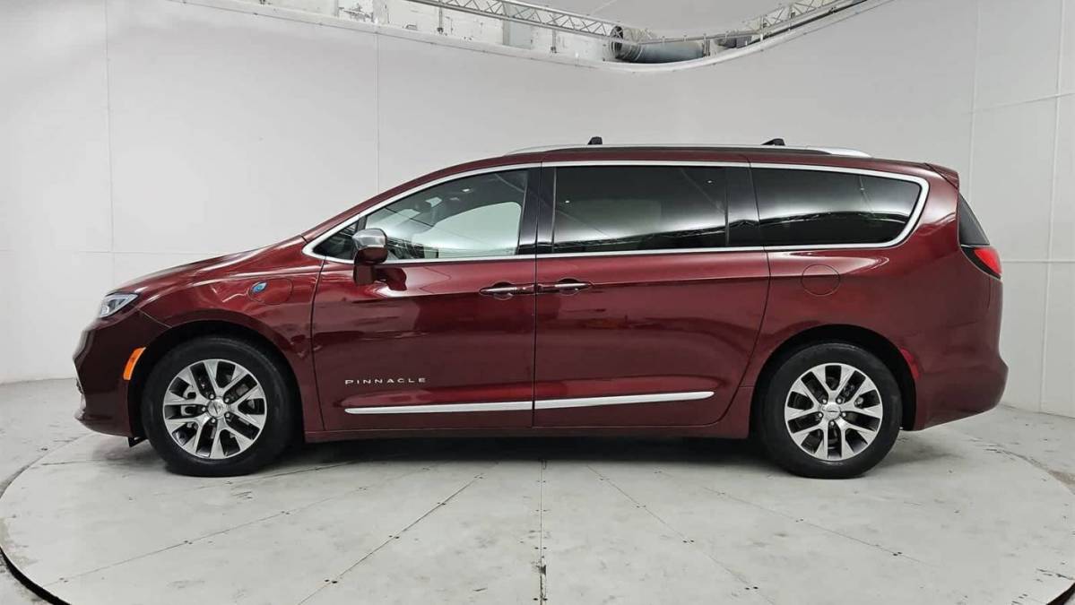 2021 Chrysler Pacifica 2C4RC1N76MR562359