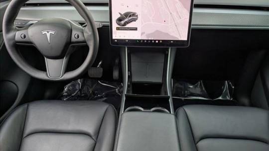 2021 Tesla Model Y 5YJYGDED9MF114121