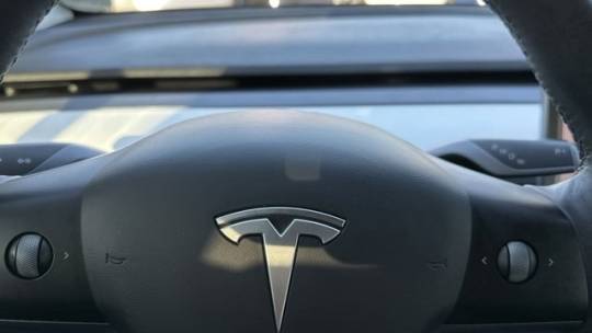 2021 Tesla Model 3 5YJ3E1EA3MF018828