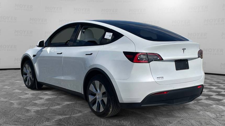 2021 Tesla Model Y 5YJYGDEDXMF103368