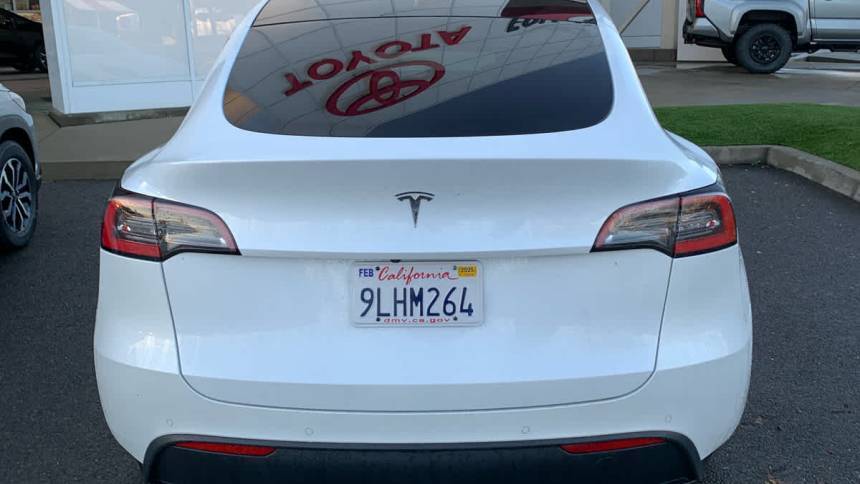 2021 Tesla Model Y 5YJYGDED5MF107506