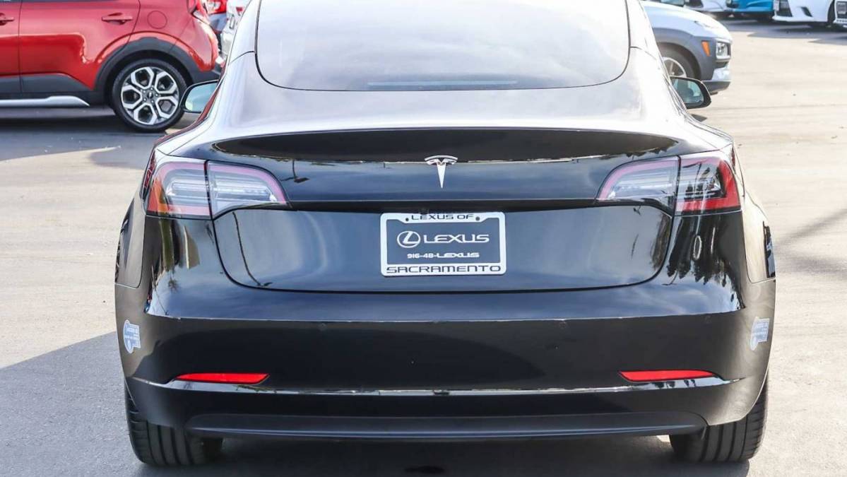 2021 Tesla Model 3 5YJ3E1EA8MF015956