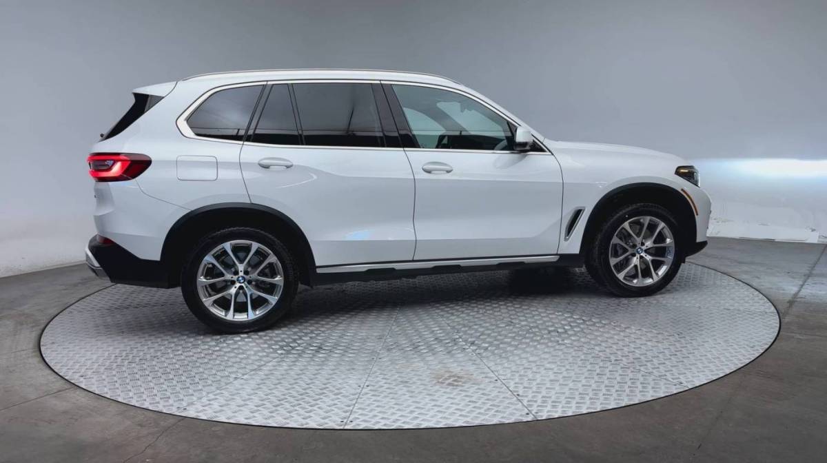 2021 BMW X5 5UXTA6C06M9F95268