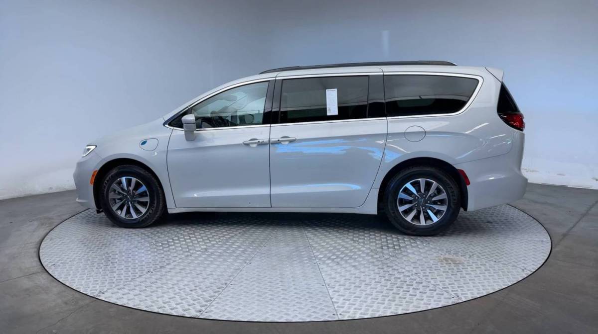 2021 Chrysler Pacifica 2C4RC1R75MR522395