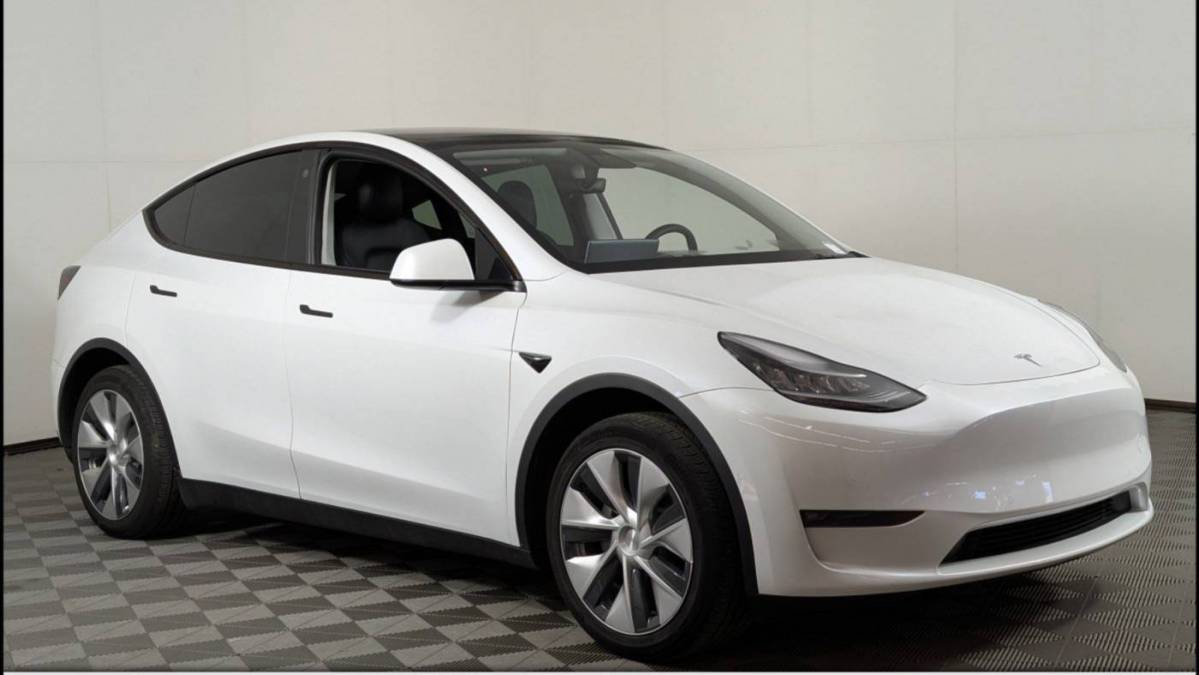 2021 Tesla Model Y 5YJYGDED6MF134150