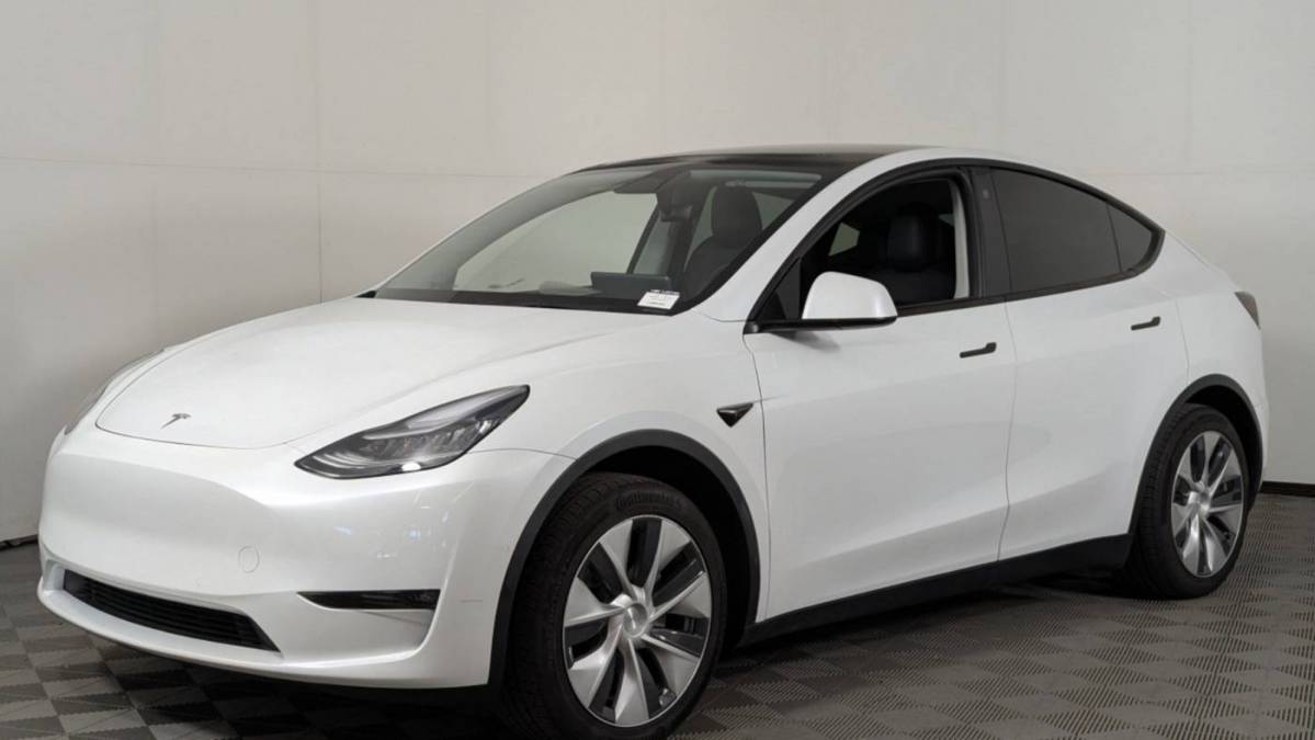 2021 Tesla Model Y 5YJYGDED6MF134150