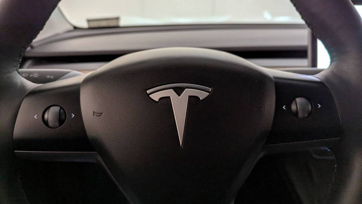 2021 Tesla Model Y 5YJYGDED6MF134150