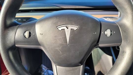 2018 Tesla Model 3 5YJ3E1EA2JF024485