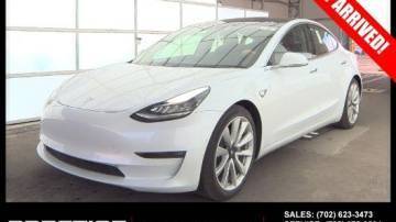 2018 Tesla Model 3 5YJ3E1EA4JF051140