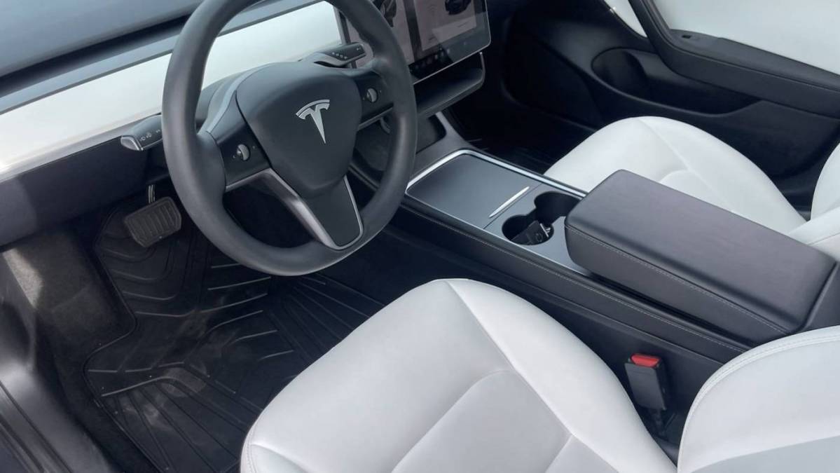 2021 Tesla Model 3 5YJ3E1EA3MF858799