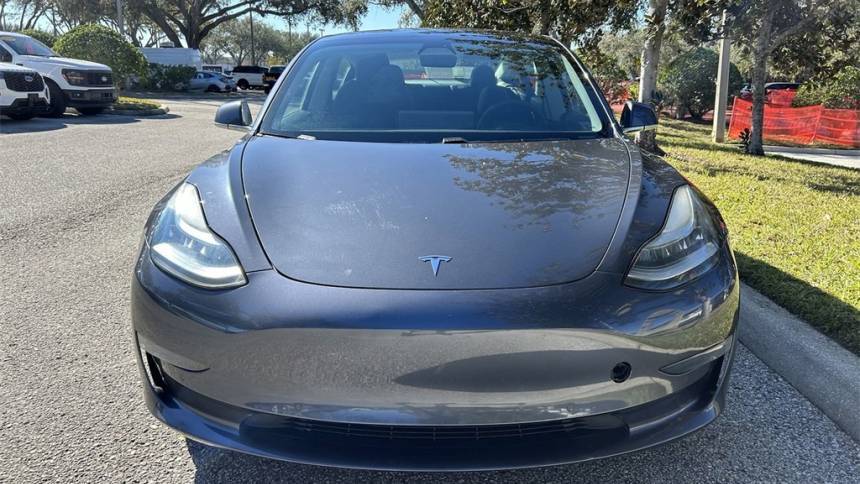 2019 Tesla Model 3 5YJ3E1EB9KF452094