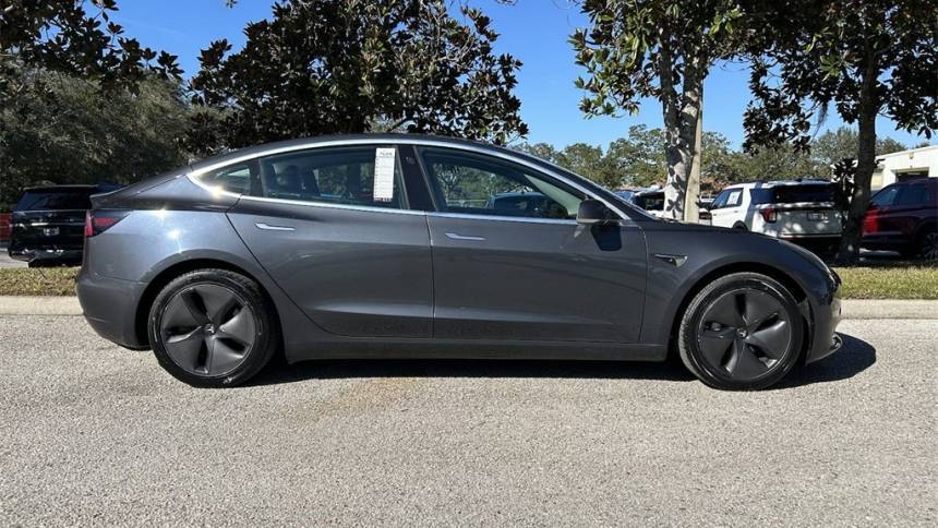 2019 Tesla Model 3 5YJ3E1EB9KF452094