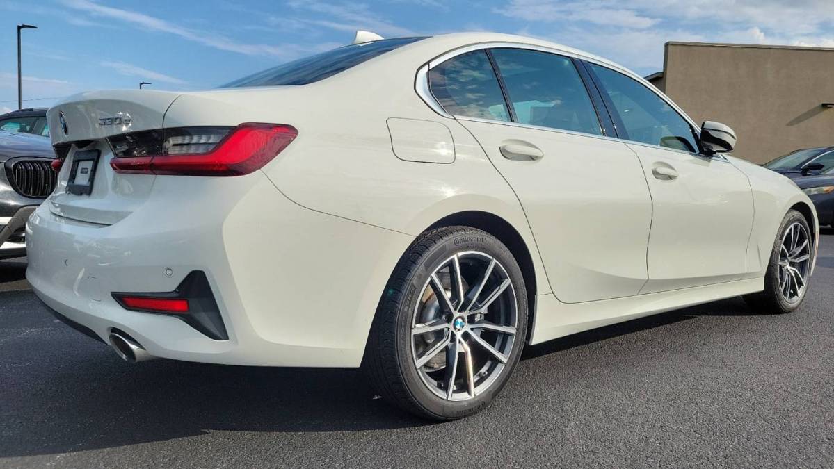 2021 BMW 3 Series - Images - 6