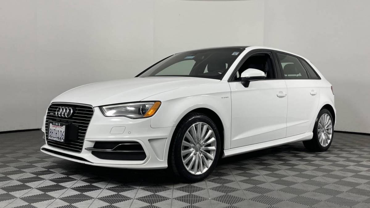 2016 Audi A3 Sportback e-tron WAUUPBFF8GA125639