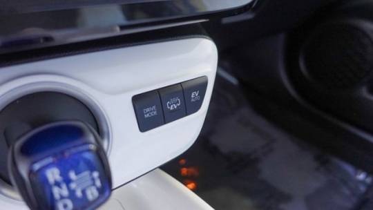 2017 Toyota Prius Prime JTDKARFPXH3003495
