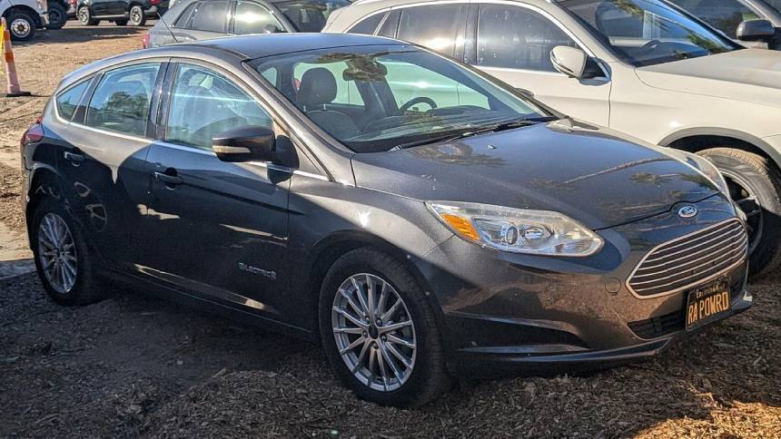 2015 Ford Focus 1FADP3R4XFL375279