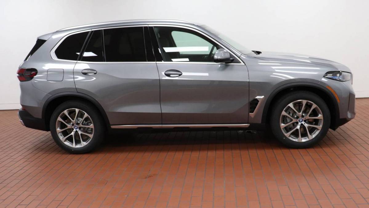 2025 BMW X5 5UX43EU04S9Y67656