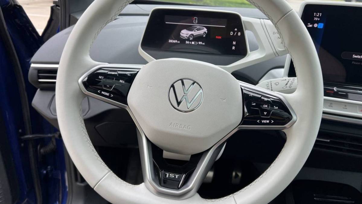 2021 Volkswagen ID.4 WVGDMPE27MP009215