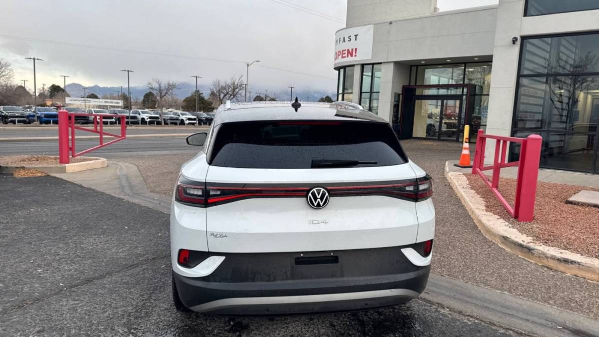 2021 Volkswagen ID.4 WVGKMPE2XMP047240