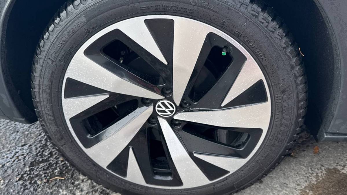 2021 Volkswagen ID.4 WVGKMPE2XMP047240