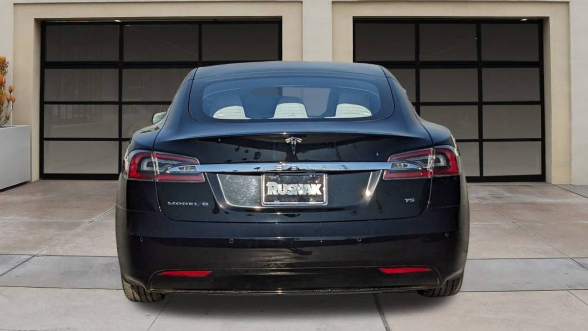 2017 Tesla Model S 5YJSA1E1XHF217632