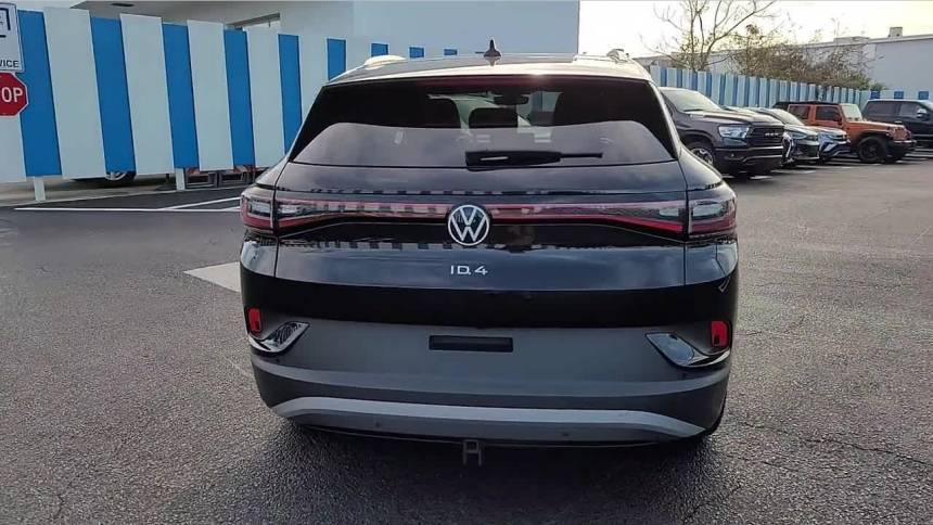 2021 Volkswagen ID.4 WVGDMPE22MP012135