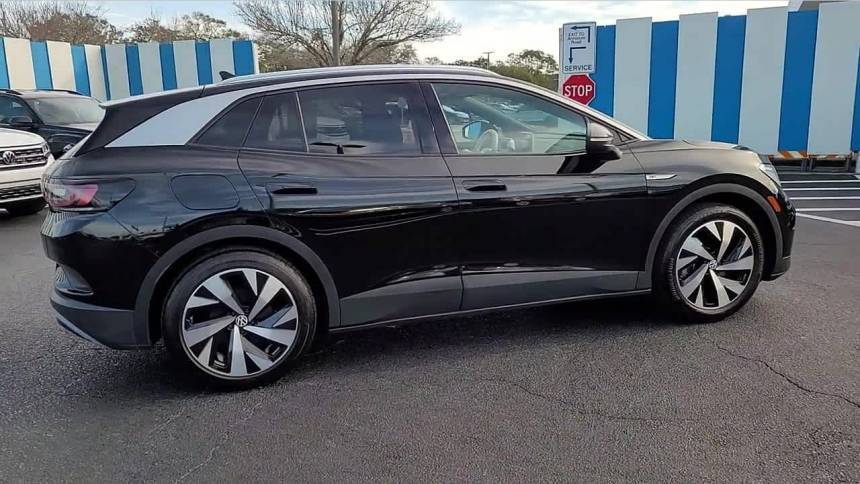 2021 Volkswagen ID.4 WVGDMPE22MP012135