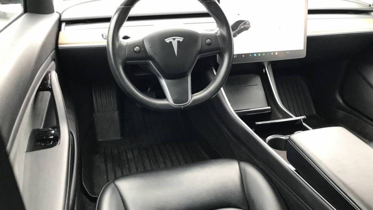 2019 Tesla Model 3 5YJ3E1EA1KF425723