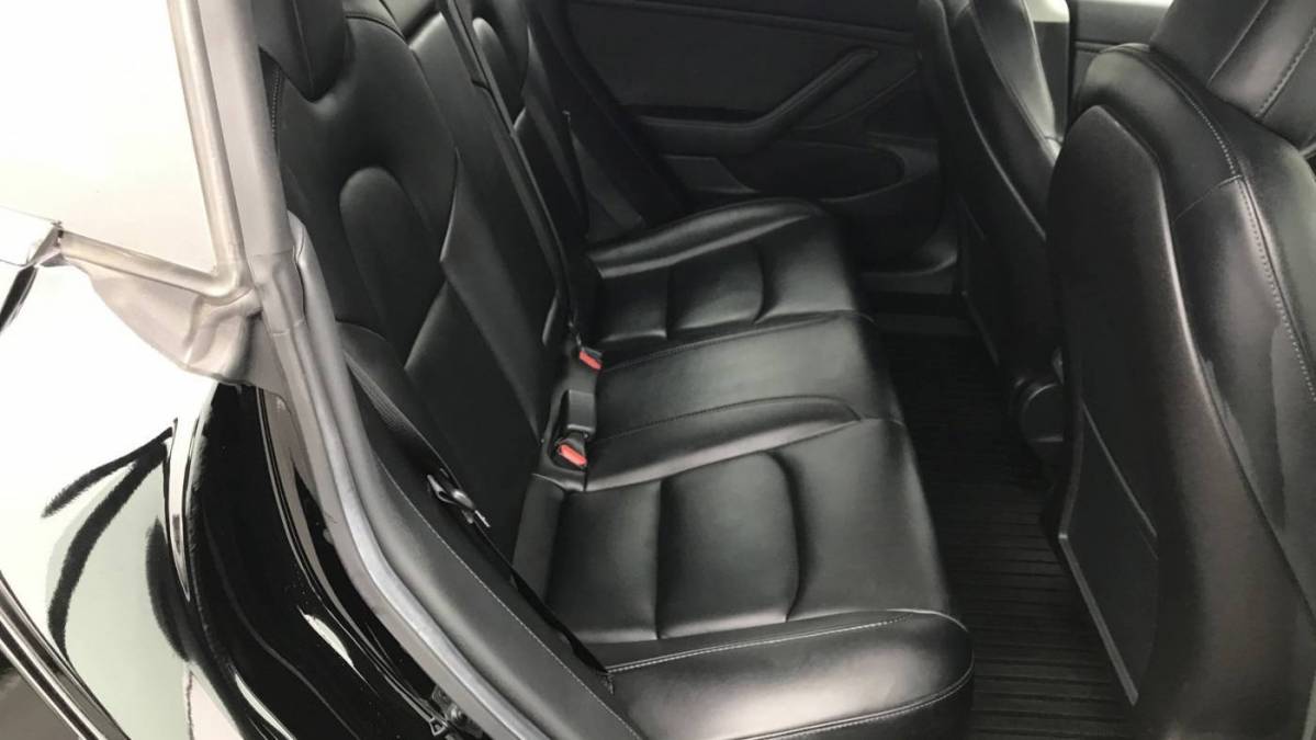 2019 Tesla Model 3 5YJ3E1EA1KF425723