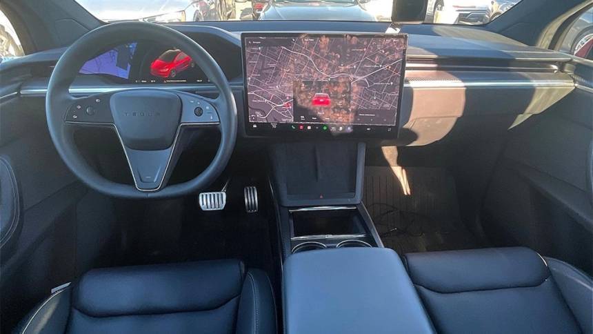 2023 Tesla Model X 7SAXCBE6XPF423908