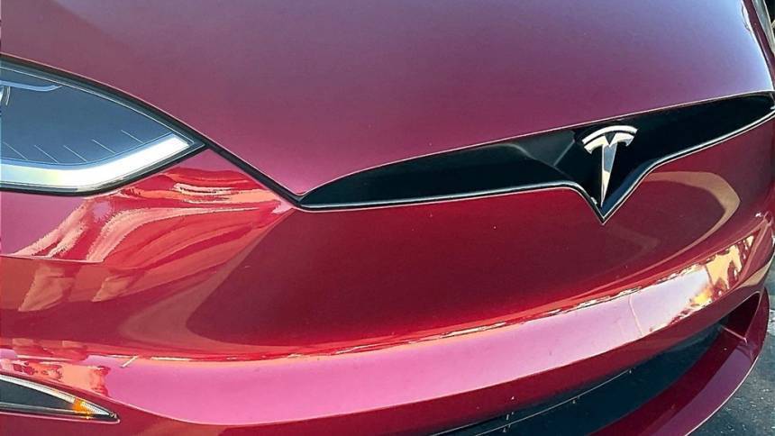 2023 Tesla Model X 7SAXCBE6XPF423908