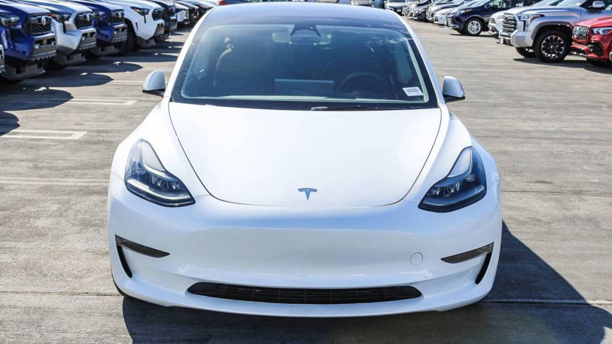 2023 Tesla Model 3 5YJ3E1EC0PF517849