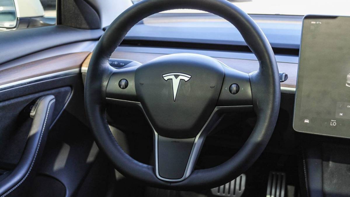 2023 Tesla Model 3 5YJ3E1EC0PF517849