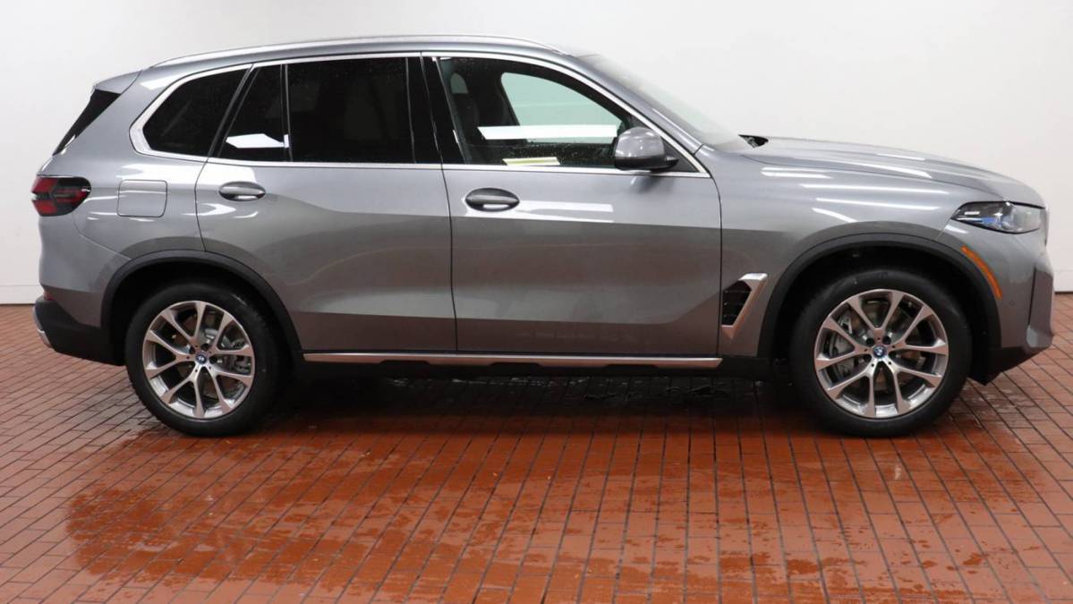 2025 BMW X5 5UX43EU01S9Y14655