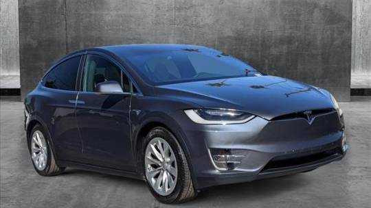 2016 Tesla Model X 5YJXCBE27GF028515