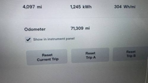 2016 Tesla Model S 5YJSA1E27GF123196