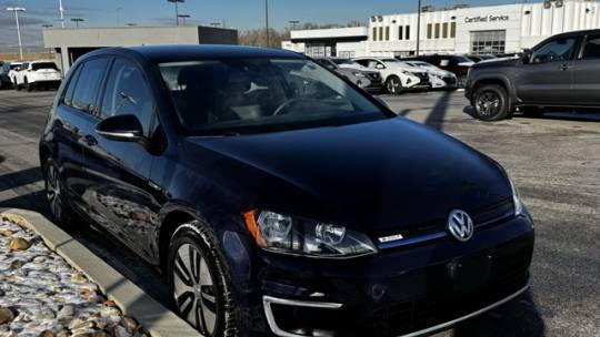 2016 Volkswagen e-Golf WVWKP7AU3GW917178