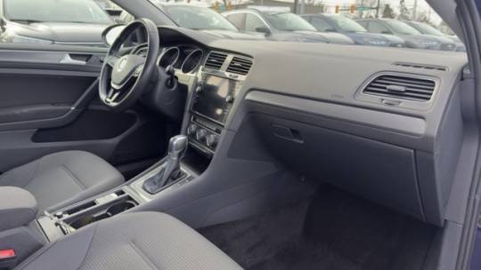 2019 Volkswagen e-Golf WVWKR7AU1KW909907