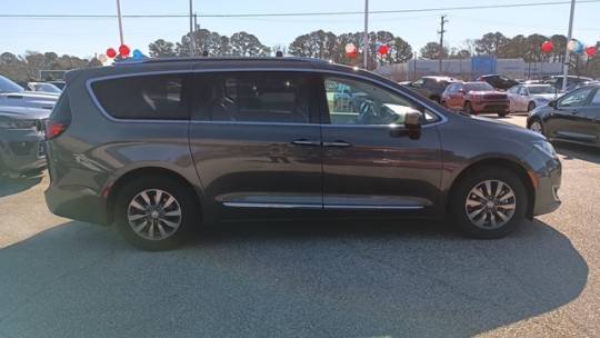 2019 Chrysler Pacifica 2C4RC1L79KR687016