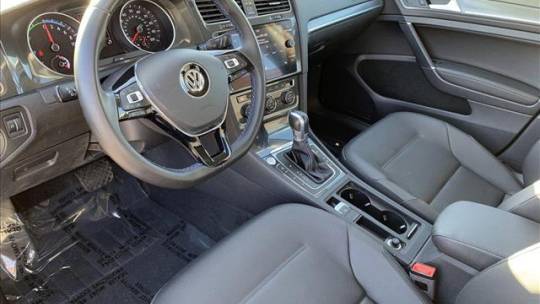 2017 Volkswagen e-Golf WVWPR7AU2HW953865