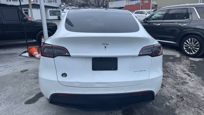 2021 Tesla Model Y 5YJYGDEE1MF298009