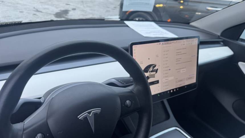 2021 Tesla Model Y 5YJYGDEE1MF298009