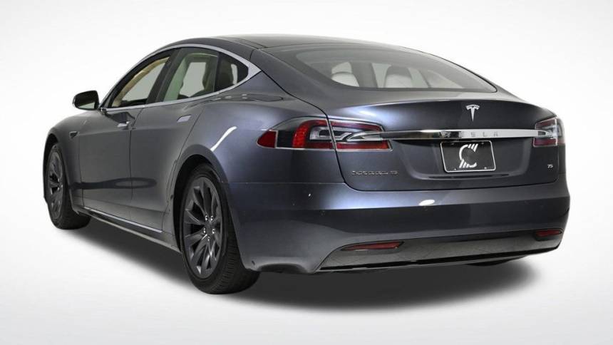 2017 Tesla Model S 5YJSA1E11HF222573