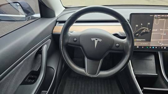 2018 Tesla Model 3 5YJ3E1EB4JF119493