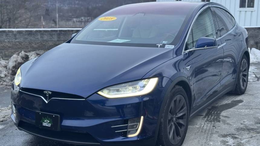 2018 Tesla Model X 5YJXCAE29JF104110