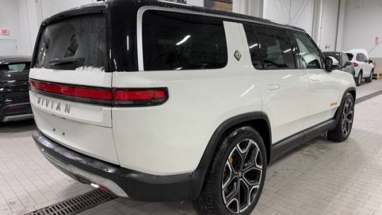 2023 Rivian R1S 7PDSGABA4PN013243